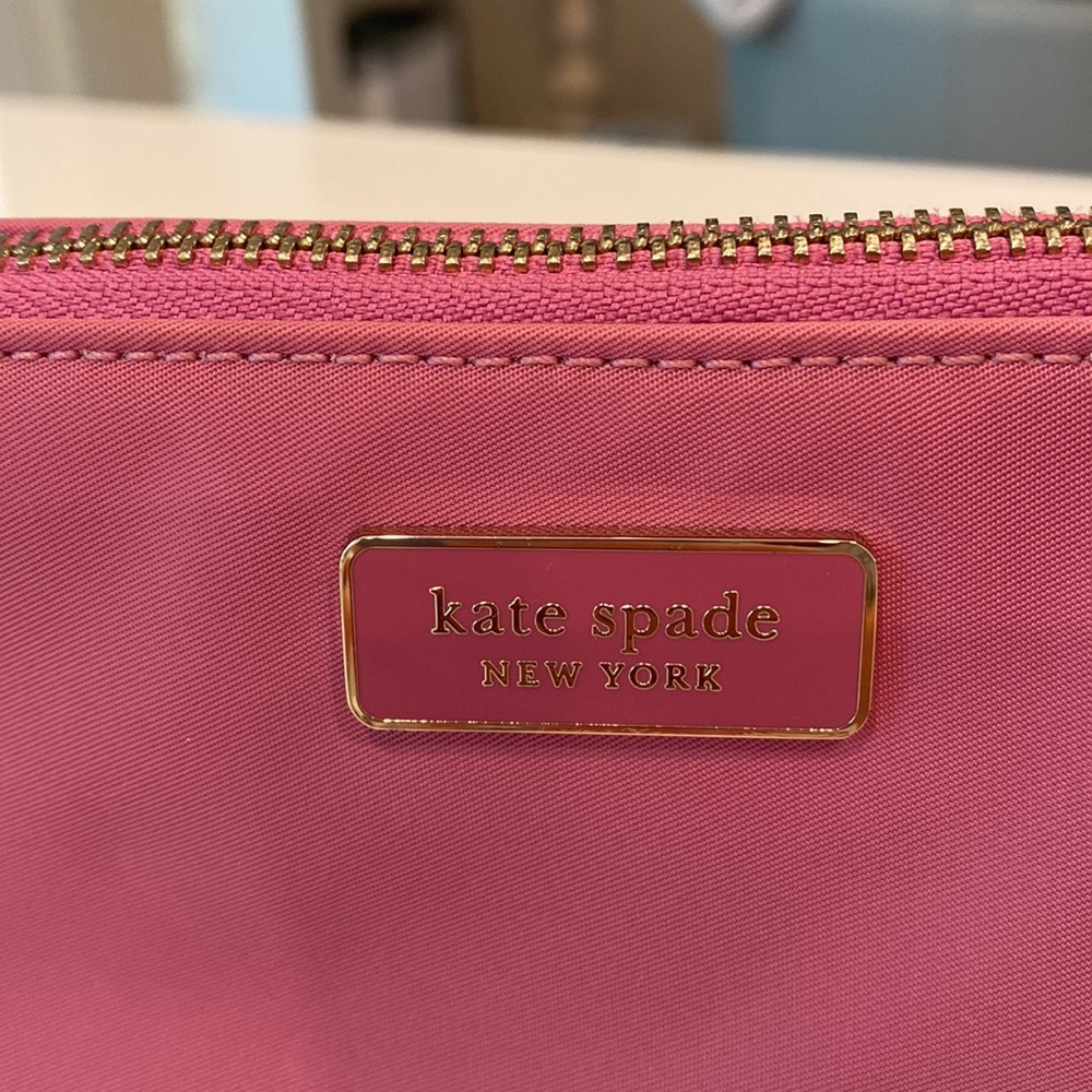 Kate Spade Triple Gusset Crossbody Purse NWOT - Picture 2 of 16
